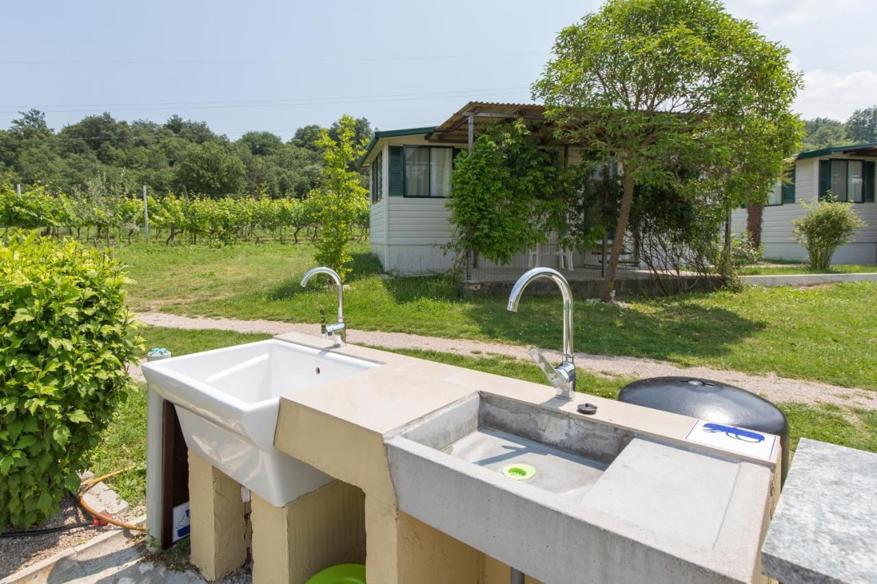 Kamp Romantik - Glamping Лабин Екстер'єр фото